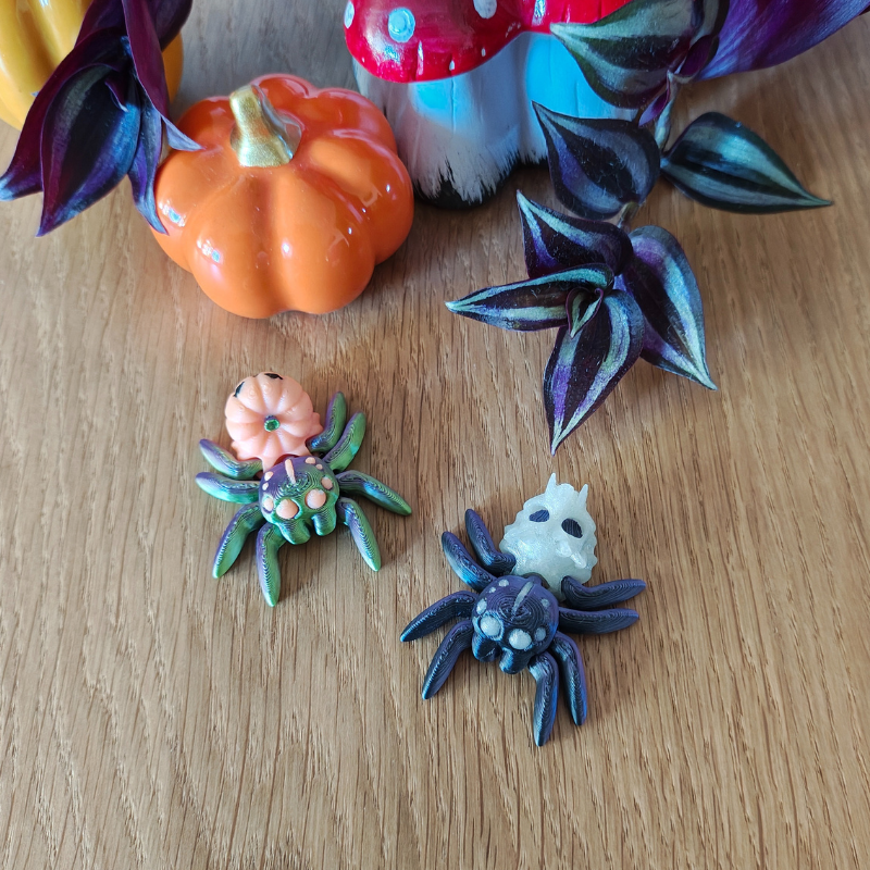 Fluorescencyjny Pajączek Skakun (świecący w ciemności) - obrazek 4