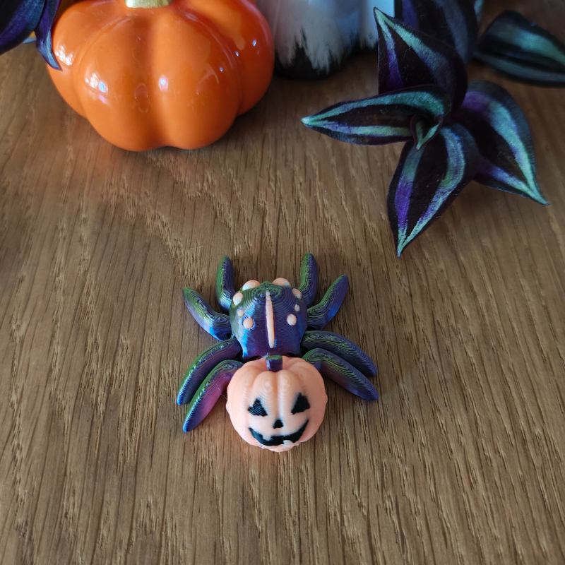 Fluorescencyjny Pajączek Skakun (świecący w ciemności) - obrazek 7