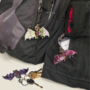 Przegubowy nietoperz z brelokiem (rożne kolory)