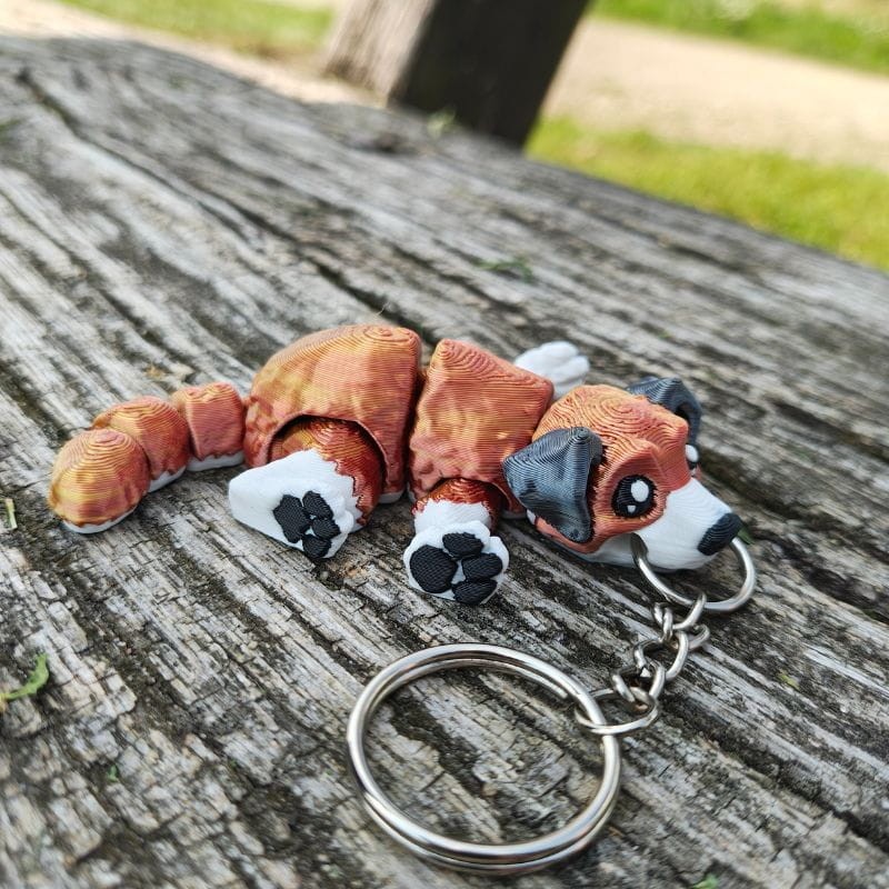 Pies Przewodnik – brelok 3D, ruchome łapki i ogon (S, ok. 6 cm) - obrazek 2